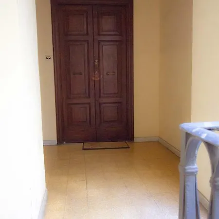 Int. 2 Apartamento *